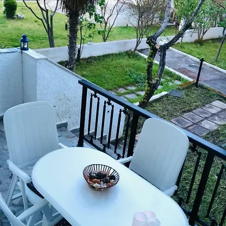 Сasa de vacaciones Seafront Maisonette In *