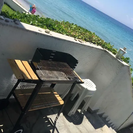 Сasa de vacaciones Seafront Maisonette In Fourka