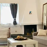 Seafront Maisonette In * فوركا