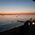 Seafront Maisonette In *