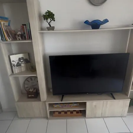 Seafront Maisonette In Tatil Evi