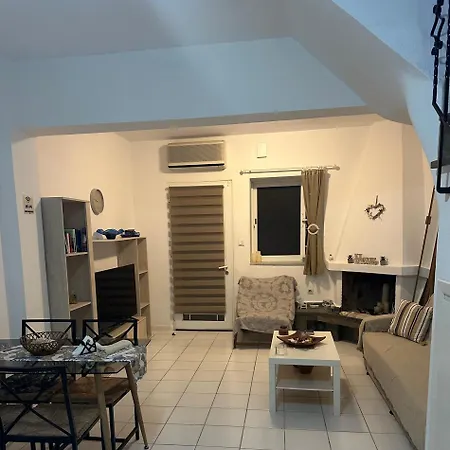 Tatil Evi Seafront Maisonette In Fourka