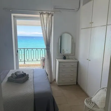 Seafront Maisonette In Дом отдыха Фурка