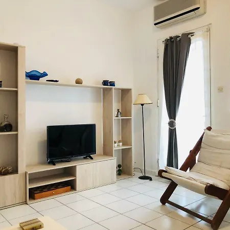 Seafront Maisonette In Tatil Evi