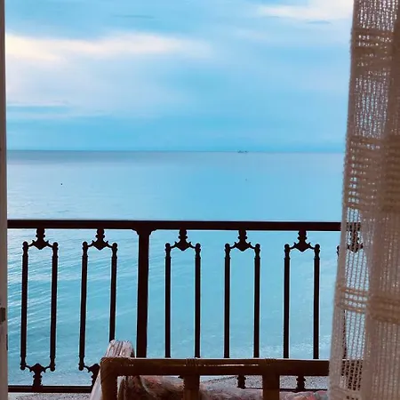 Seafront Maisonette In *