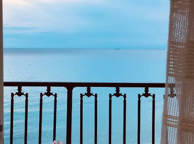 Seafront Maisonette In *