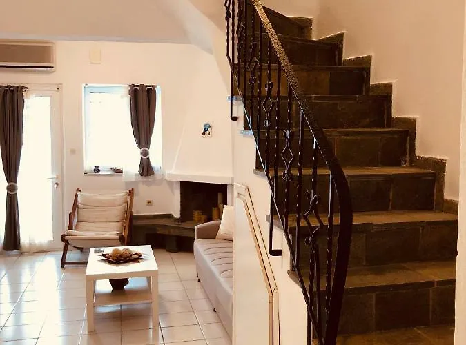 Tatil Evi Seafront Maisonette In Fourka