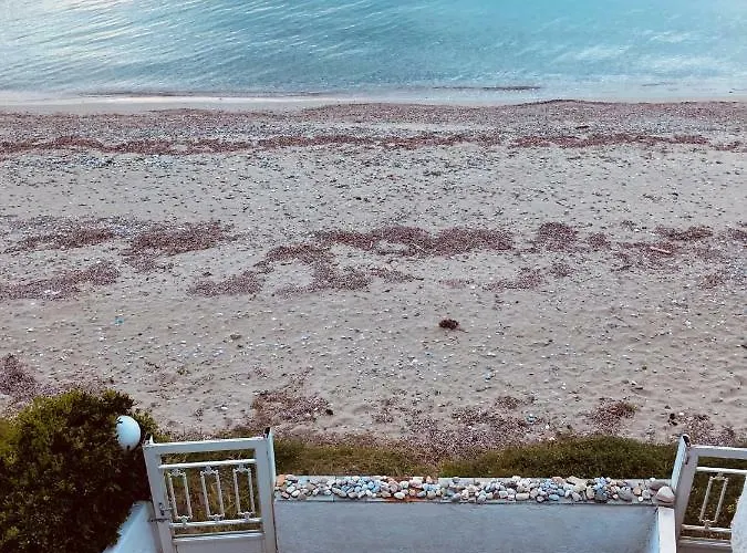 Seafront Maisonette In * Фурка