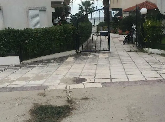Seafront Maisonette In Tatil Evi *