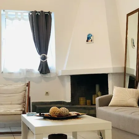 Seafront Maisonette In * Fourka