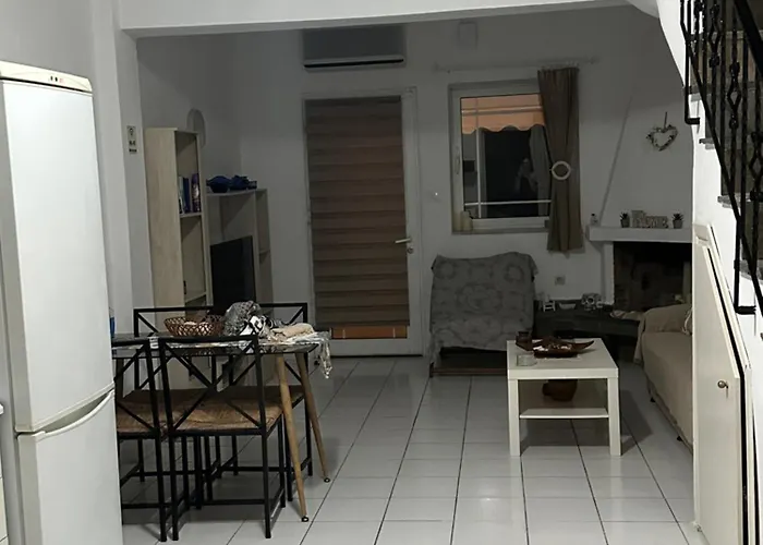 Seafront Maisonette In Ferienhaus Fourka