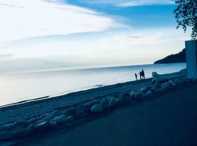 Seafront Maisonette In Fourka